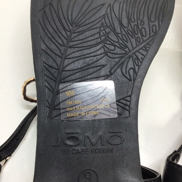 JOMO by Cape Robbin Black Thong Slingback Sandals - Picture 10 of 12